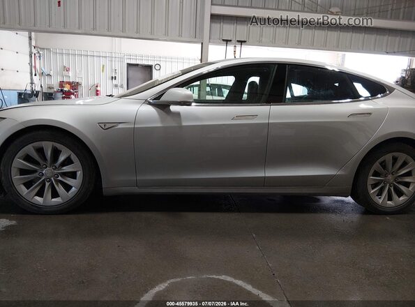 5YJSA1E23GF149794 2016 TESLA MODEL S Silver Панорамний вид салону 360°