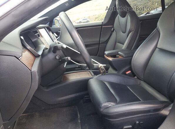 5YJSA1E24LF381945 2020 TESLA MODEL Blue Widok wnętrza z przodu