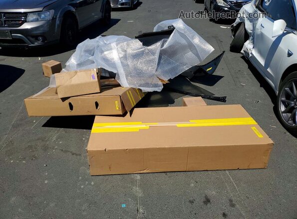 5YJSA1E25KF305732 2019 TESLA MODEL Gray Widok komory silnika