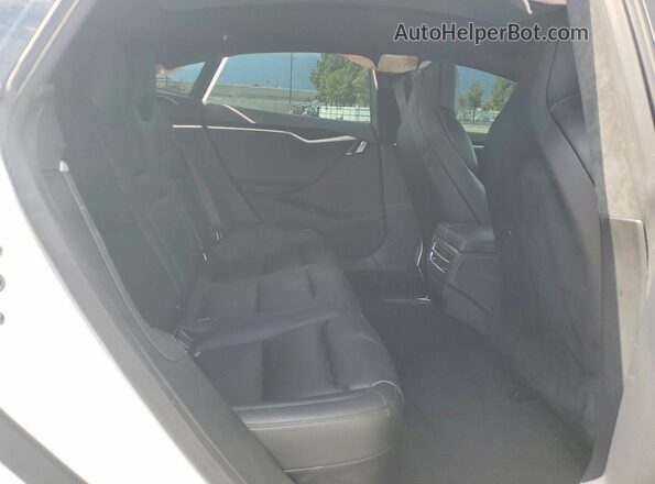 5YJSA1E26HF217989 2017 TESLA MODEL White Vista de los asientos traseros