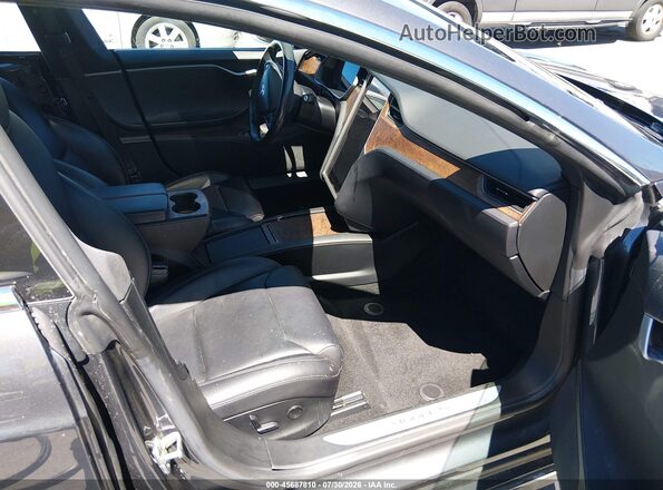 5YJSA1E29JF277044 2018 TESLA MODEL S Gray წინა სალონის ხედი