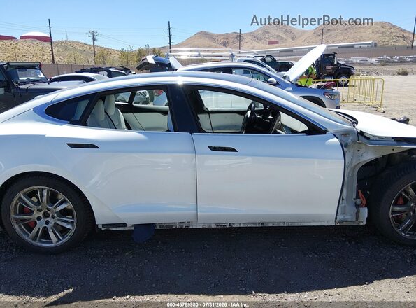 5YJSA1E42LF400655 2020 TESLA MODEL S White Widok wnętrza z tyłu