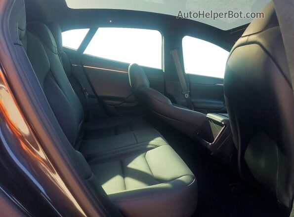 5YJSA1E57TF557140 2026 TESLA MODEL Black Вид задніх сидінь
