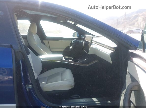 5YJSA1E58MF428471 2021 TESLA MODEL S Синий Вид салона спереди