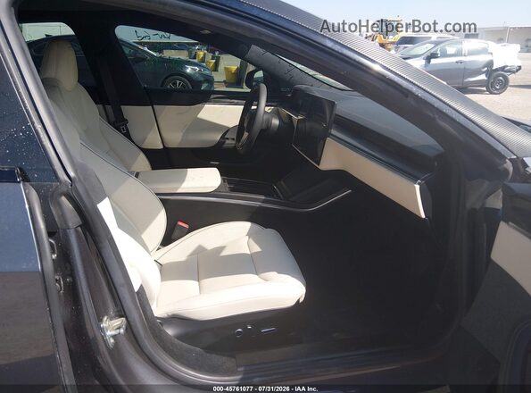 5YJSA1E60NF463063 2022 TESLA MODEL S Gray Vista interior delantera