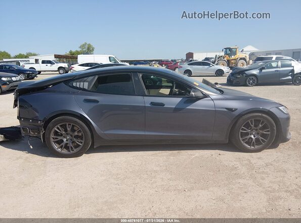 5YJSA1E60NF463063 2022 TESLA MODEL S Gray Vista interior trasera