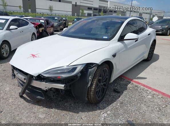 5YJSA1E61MF452586 2021 TESLA MODEL S White წინა მარცხენა ხედი სამი მეოთხედიდან