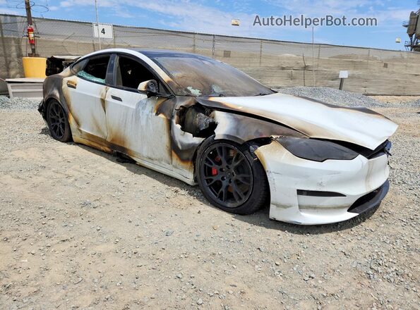 5YJSA1E61MF453043 2021 TESLA MODEL Белый Передняя правая четверть