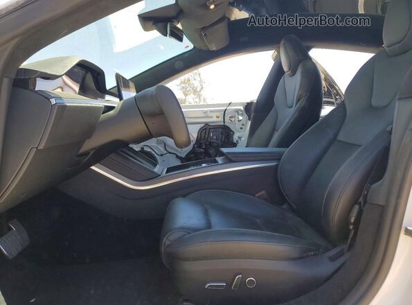 5YJSA1E63NF484019 2022 TESLA MODEL White Vista interior delantera