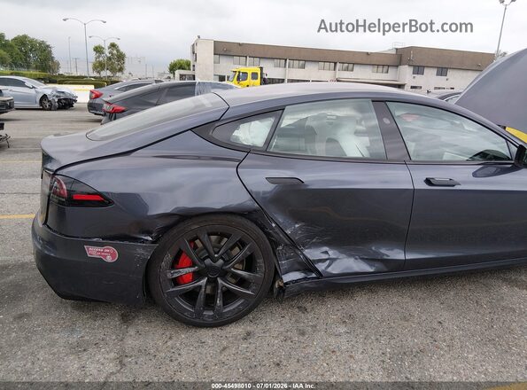 5YJSA1E66PF522037 2023 TESLA MODEL S Серый Вид спереди