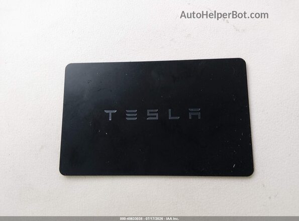 5YJSA1E67NF462623 2022 TESLA MODEL S Красный Вид панели приборов