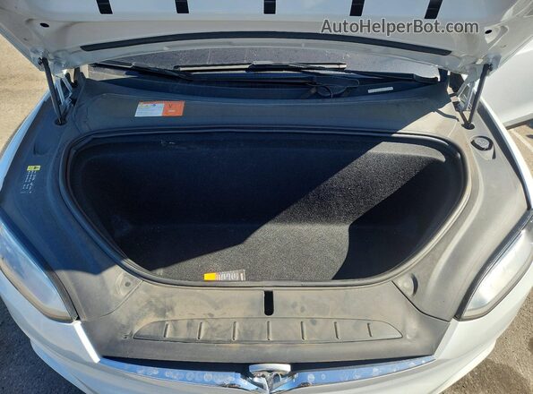 5YJXCAE20JF124276 2018 TESLA MODEL White Vista interior trasera