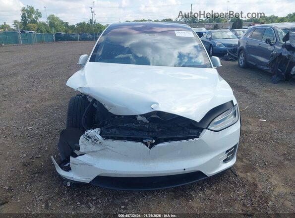 5YJXCAE25GF020357 2016 TESLA MODEL X White Widok wnętrza z tyłu