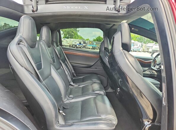 5YJXCAE42GFS00607 2016 TESLA MODEL Red Սալոնի հետևի տեսք