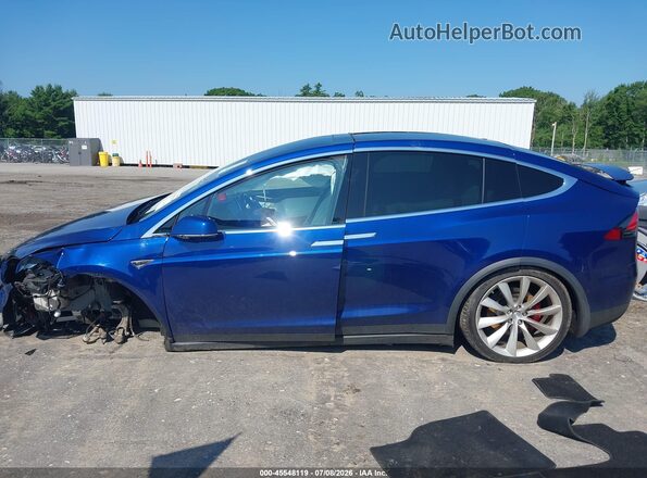 5YJXCAE4XGFS00791 2016 TESLA MODEL X Blue 360 interior view