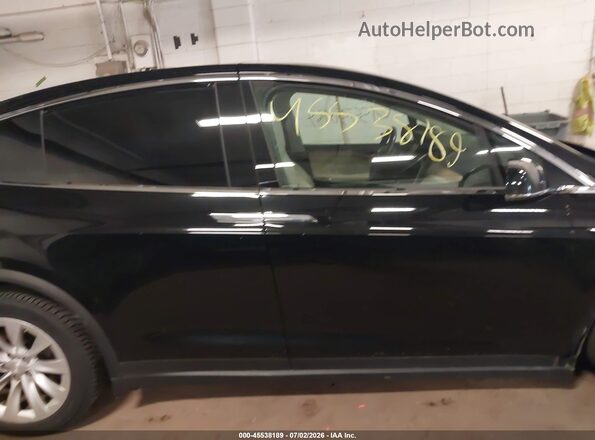 5YJXCBE21JF112787 2018 TESLA MODEL X Black Вид задньої частини салону