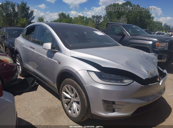 5YJXCBE27GF005722 2016 TESLA MODEL X Gray Вид задньої частини салону