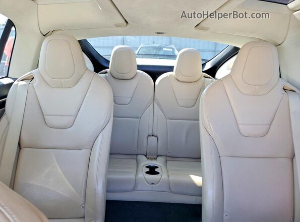 5YJXCBE28GF011111 2016 TESLA MODEL Желто-коричневый Вид задних сидений