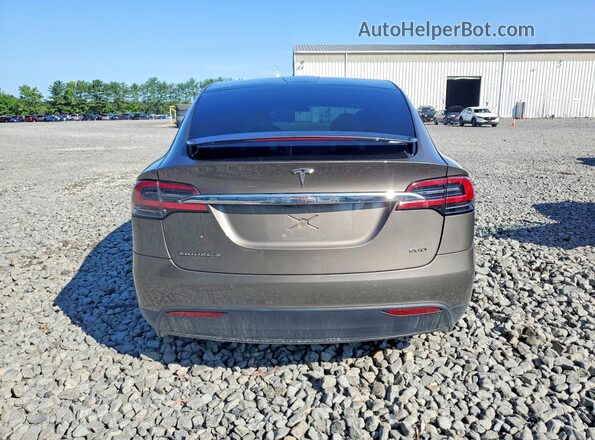 5YJXCBE28GF011111 2016 TESLA MODEL Желто-коричневый Вид сзади