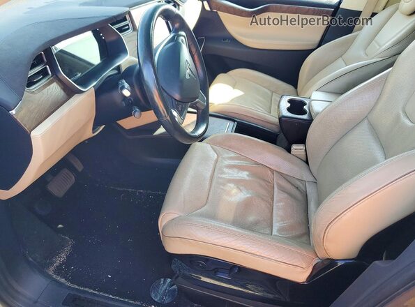 5YJXCBE28GF011111 2016 TESLA MODEL Желто-коричневый Вид салона спереди