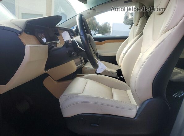 5YJXCBE28JF141476 2018 TESLA MODEL White Вид салону спереду