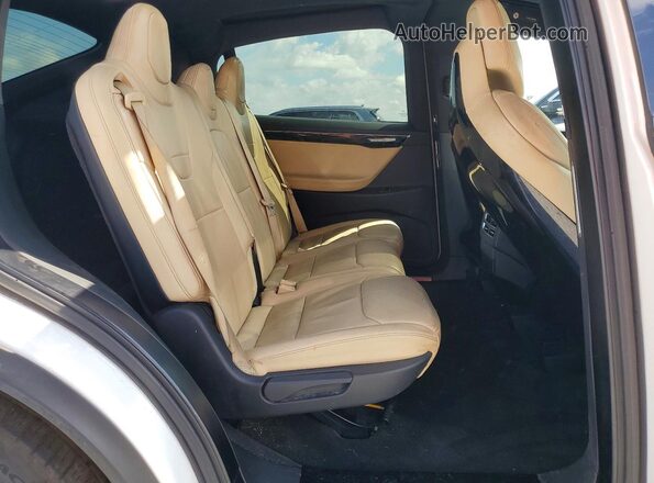5YJXCDE26GF026637 2016 TESLA MODEL White Սալոնի հետևի տեսք