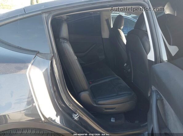 5YJYGAED3MF181652 2021 TESLA MODEL Y Gray VIN sticker view