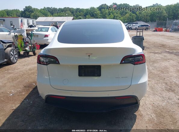 5YJYGAEE3MF265561 2021 TESLA MODEL Y White 