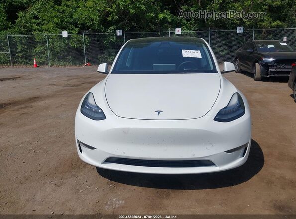 5YJYGAEE3MF265561 2021 TESLA MODEL Y White Vista del salpicadero