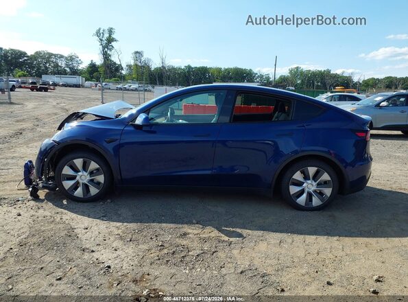 5YJYGAEE4MF122134 2021 TESLA MODEL Y Dark Blue Панорамний вид салону 360°