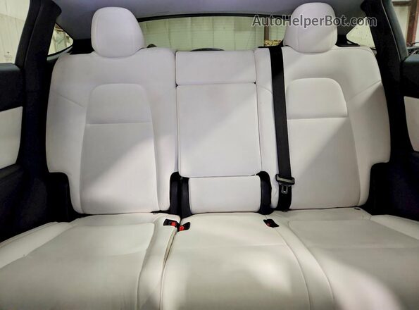 5YJYGAEE4MF193219 2021 TESLA MODEL Серый Вид задних сидений