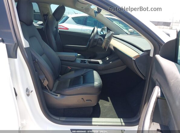 5YJYGAEE9MF259165 2021 TESLA MODEL Y Белый Вид салона спереди