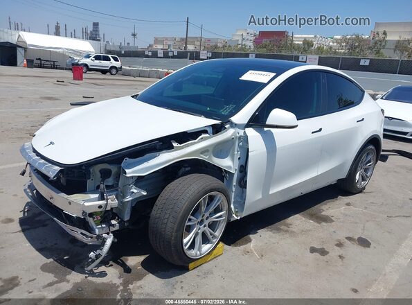 5YJYGAEE9MF259165 2021 TESLA MODEL Y Белый Передняя левая четверть