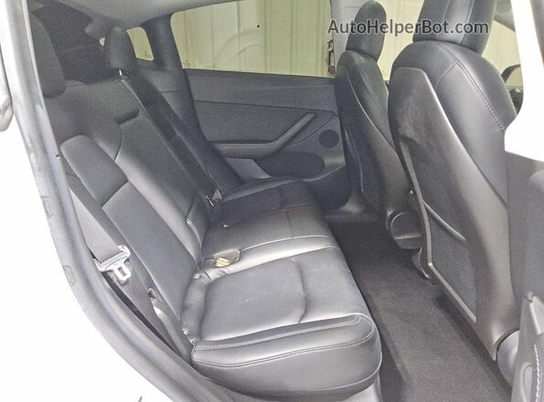 5YJYGDEE0LF022550 2020 TESLA MODEL Green უკანა სალონის ხედი