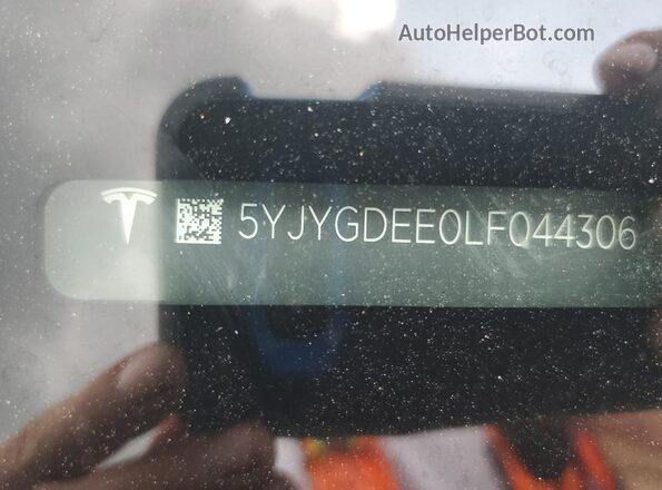 5YJYGDEE0LF044306 2020 TESLA MODEL Gray Widok komory silnika