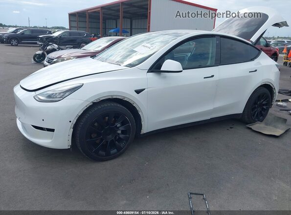 5YJYGDEE0MF075041 2021 TESLA MODEL Y Белый Передняя левая четверть