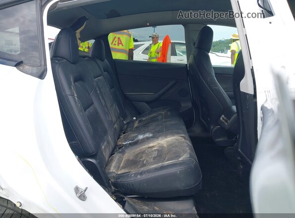 5YJYGDEE0MF075041 2021 TESLA MODEL Y Белый Вид наклейки с VIN-кодом