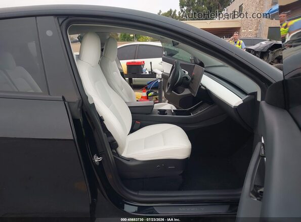 5YJYGDEE0MF102500 2021 TESLA MODEL Y Black Vista interior delantera