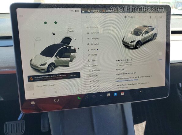 5YJYGDEE0MF243437 2021 TESLA MODEL White ხელსაწყოთა პანელის ხედი