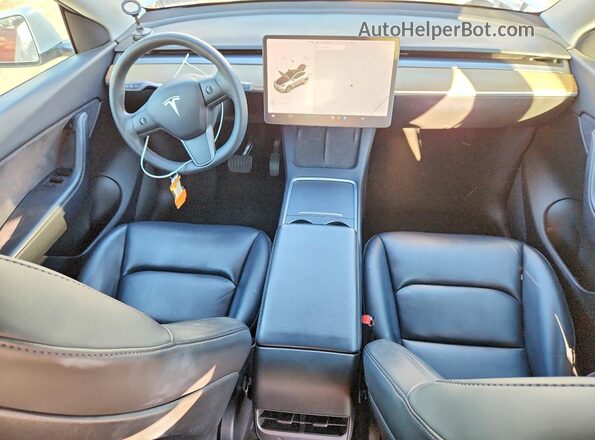 5YJYGDEE0MF271027 2021 TESLA MODEL White Dashboard view