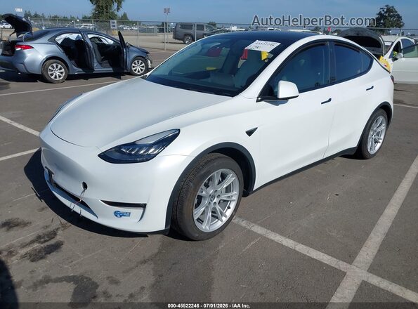 5YJYGDEE0MF299023 2021 TESLA MODEL Y White Przód lewy