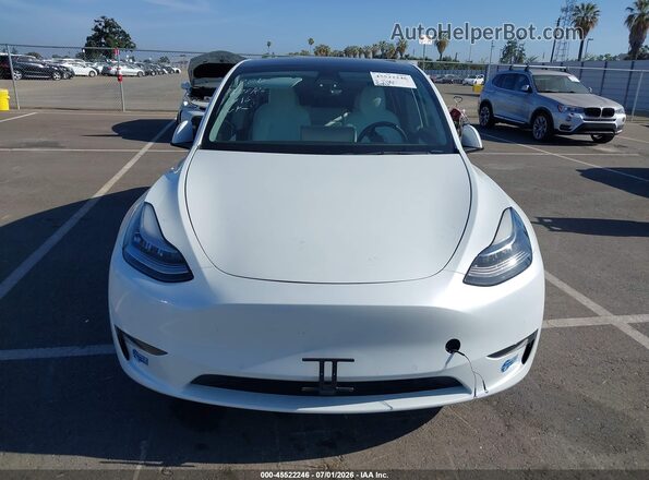 5YJYGDEE0MF299023 2021 TESLA MODEL Y White Widok zestawu wskaźników