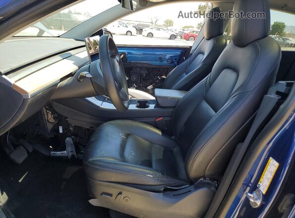 5YJYGDEE1MF089496 2021 TESLA MODEL Blue Front interior view