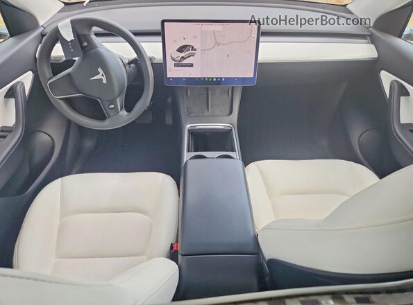 5YJYGDEE1MF130855 2021 TESLA MODEL White Vista del salpicadero