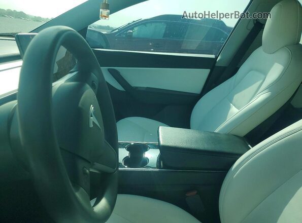 5YJYGDEE2LF025630 2020 TESLA MODEL Black წინა სალონის ხედი