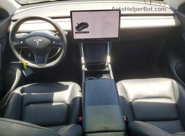 5YJYGDEE2MF090740 2021 TESLA MODEL Gray Widok deski rozdzielczej