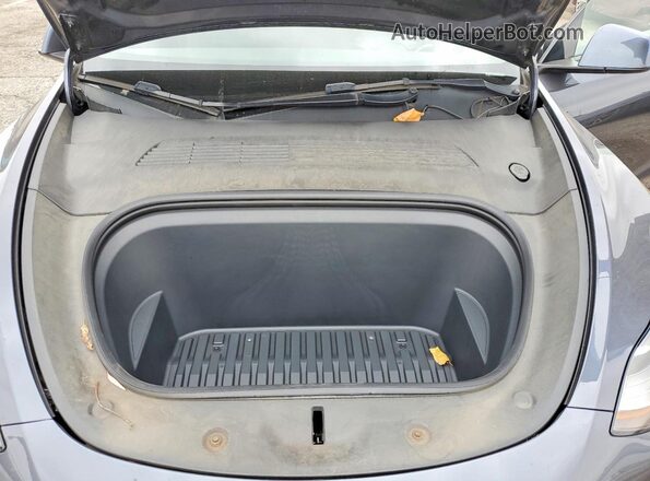 5YJYGDEE2MF090740 2021 TESLA MODEL Gray Widok wnętrza z tyłu