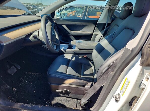 5YJYGDEE2MF253094 2021 TESLA MODEL White Vista interior delantera