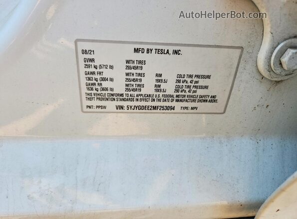 5YJYGDEE2MF253094 2021 TESLA MODEL White Vista del compartimento del motor