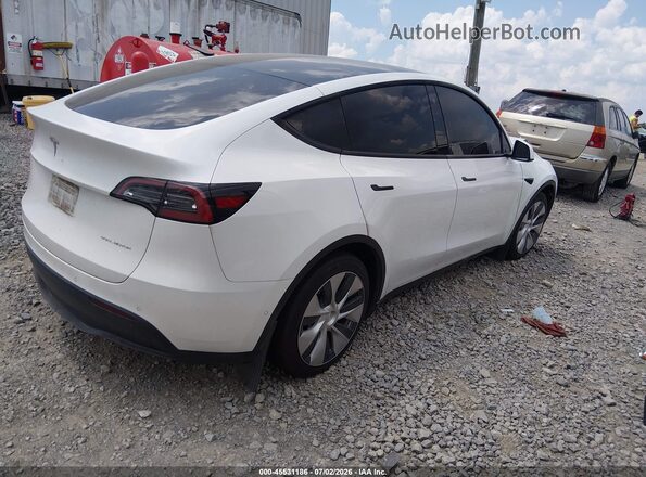 5YJYGDEE2MF294390 2021 TESLA MODEL Y White Rear right